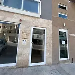 Bay\'S Water Apartment
